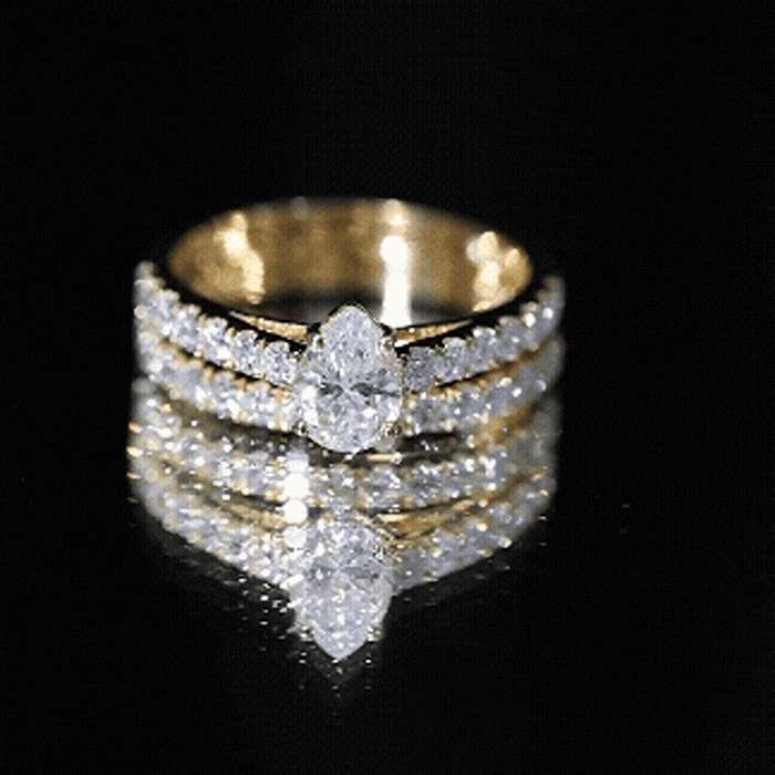 Certified Pear Lab-Grown Diamond Bridal Set